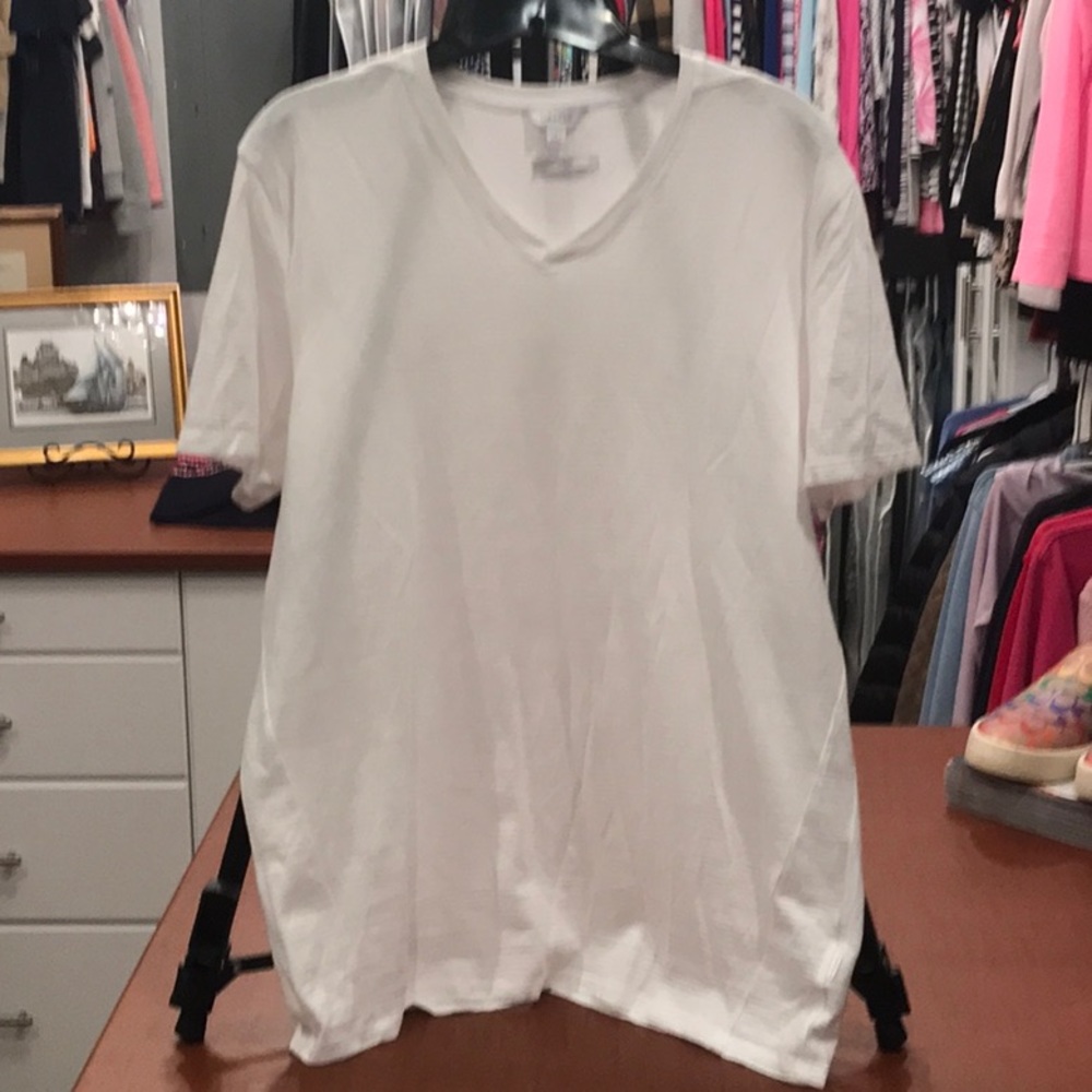 Calvin Klein T Shirt. Large. White like new
